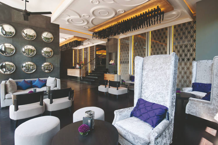 01.Hotel Reception-Lobby-Lounge_D3X5670